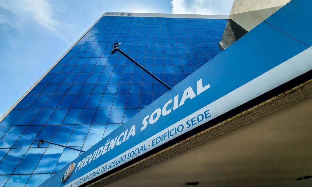 quase-1,5-mi-de-aposentados-que-nao-autorizaram-descontos-pedem-reembolso