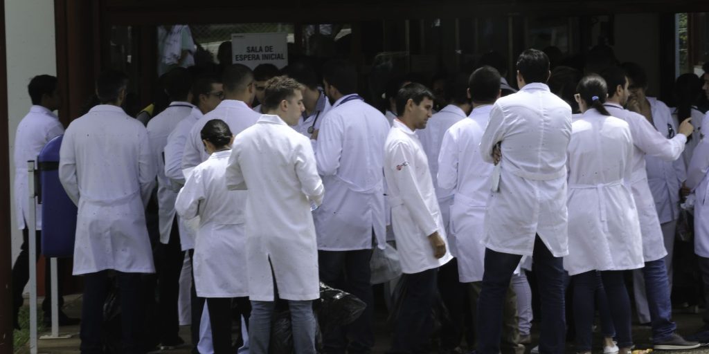 revalida-2025: prazo-para-contestar-notas-provisorias-termina-hoje