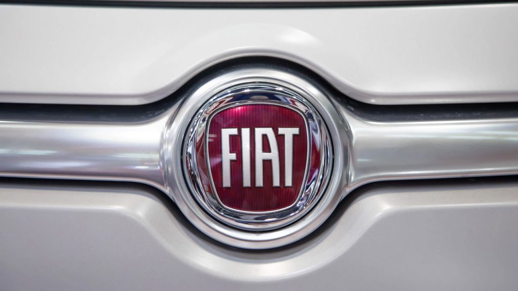 modelo-da-fiat-lancado-em-1996-ainda-e-procurado-por-motoristas-profissionais-em-2025
