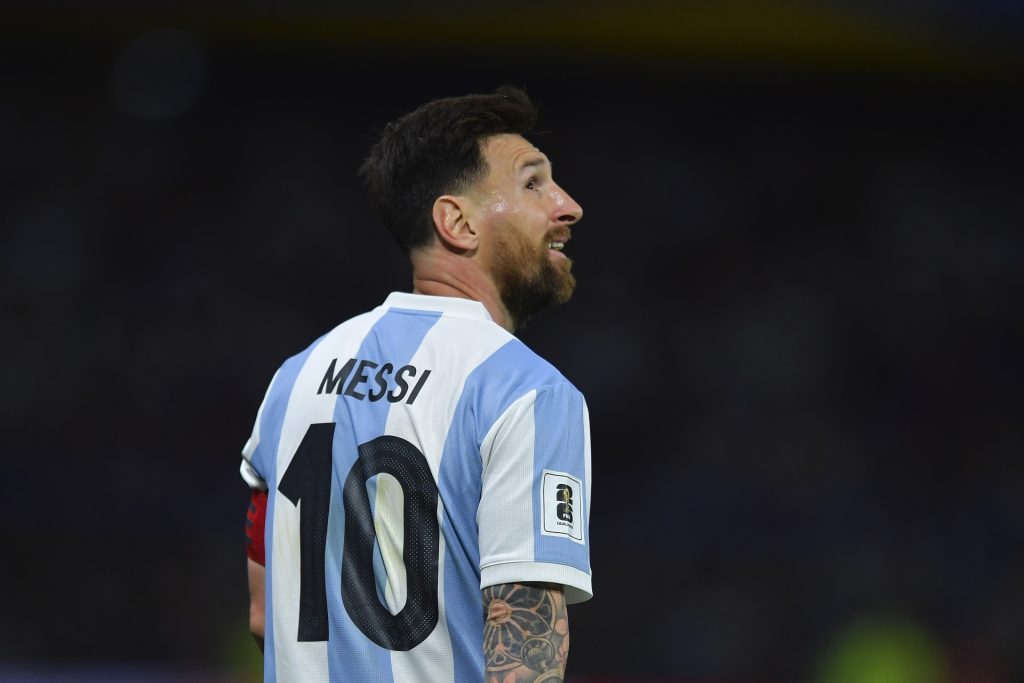 acima-de-pele,-messi-e-eleito-melhor-jogador-da-historia-por-federacao-de-estatistica