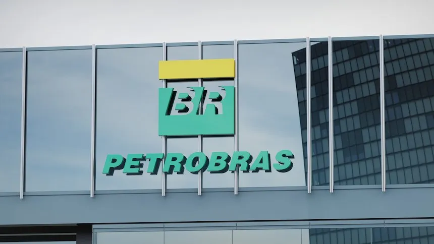 petrobras-entrega-lucro-historico,-mas-freia-expectativas-por-dividendos-extraordinarios