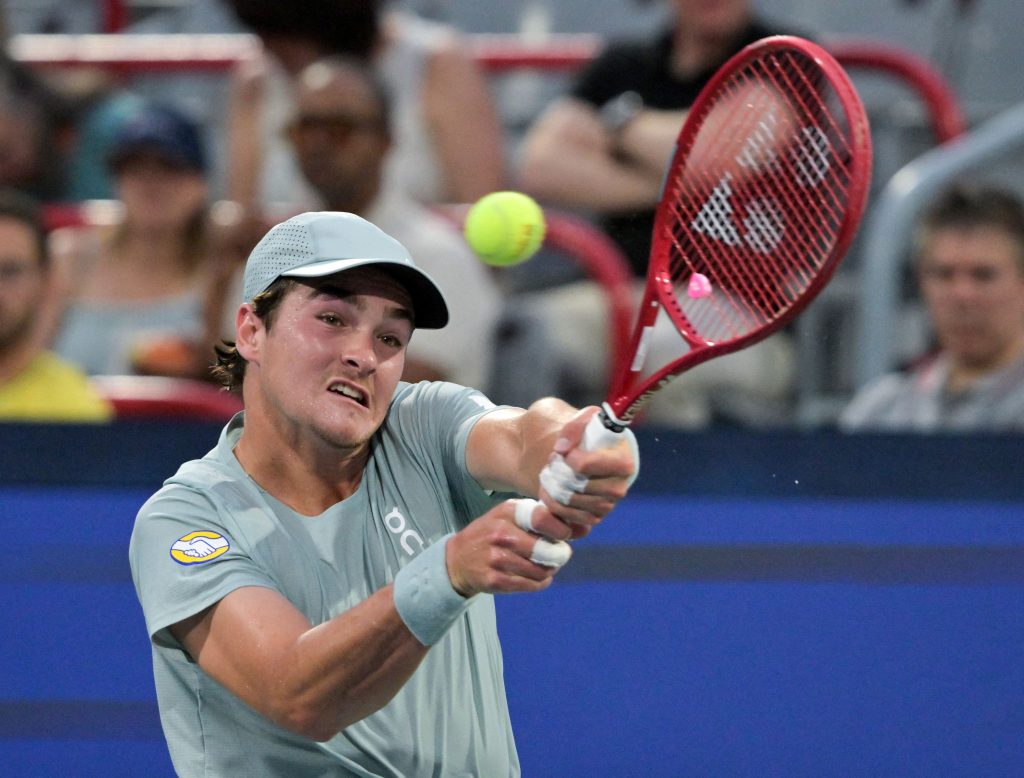 joao-fonseca-bate-ruud-novamente-e-avanca-as-oitavas-do-masters-de-montreal