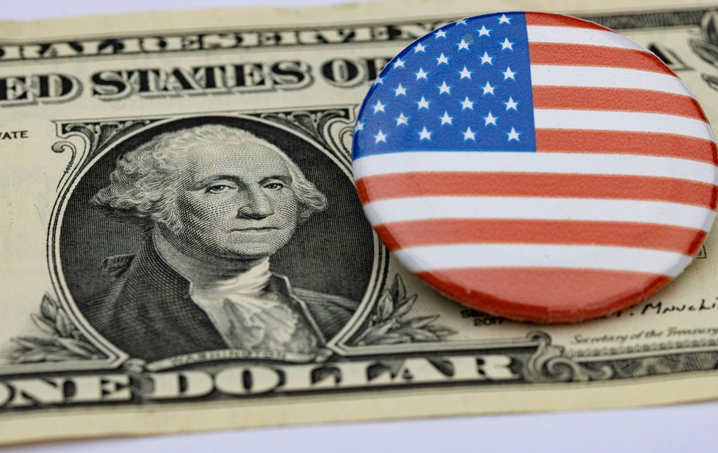 deficit-orcamentario-dos-eua-sobe-em-julho-e-ja-atinge-em-10-meses-o-rombo-de-2025