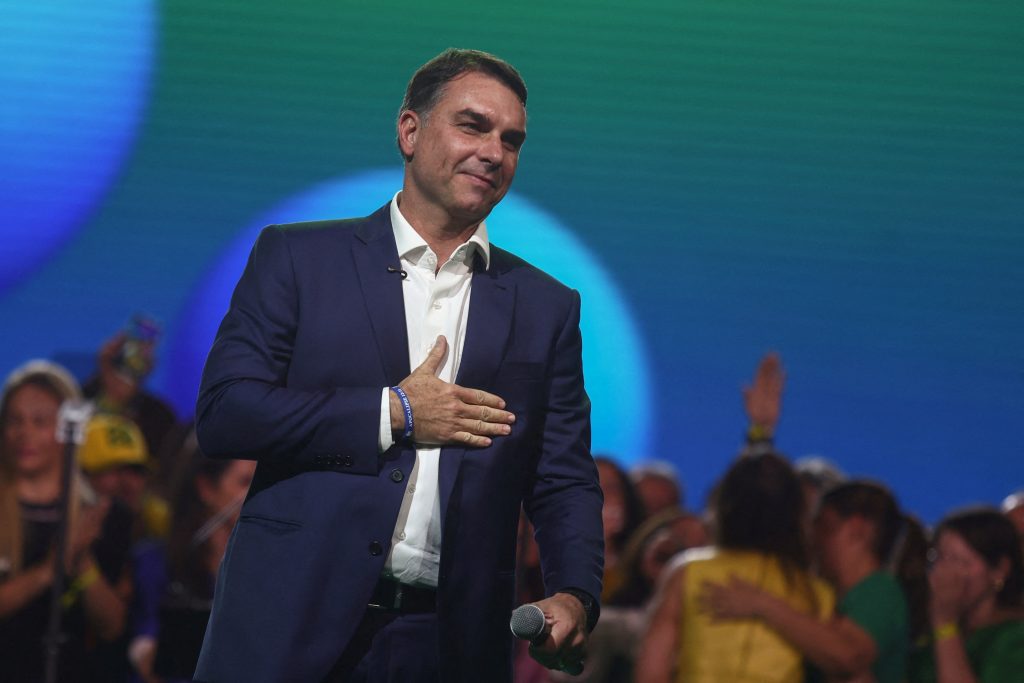 flavio-propoe-modelo-prisional-de-bukele-e-classificar-faccoes-como-narcoterroristas