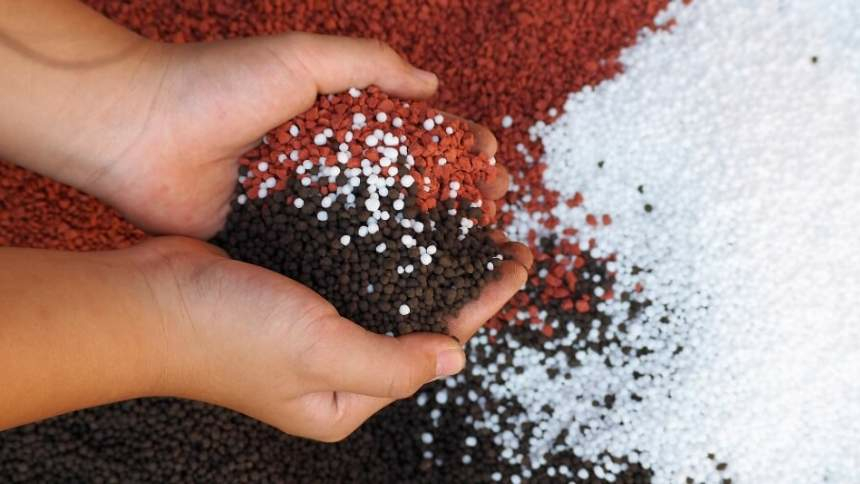 importacoes-de-fertilizantes-caem-mais-da-metade-apos-bloqueio-de-ormuz