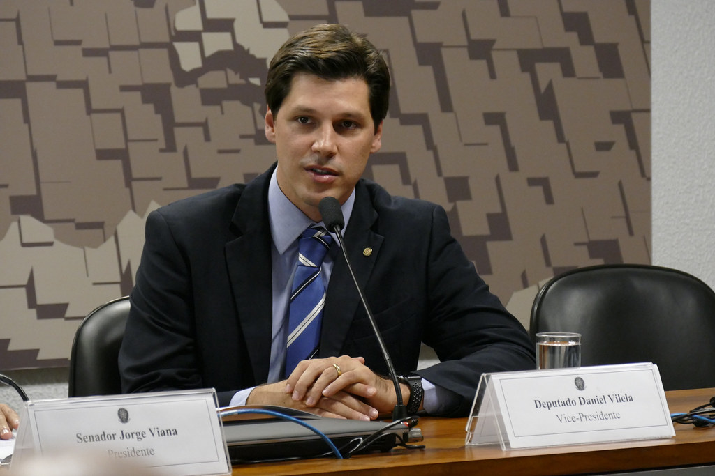 parana-pesquisas:-daniel-vilela-lidera-disputa-em-goias-com-45,8%-no-2o-turno