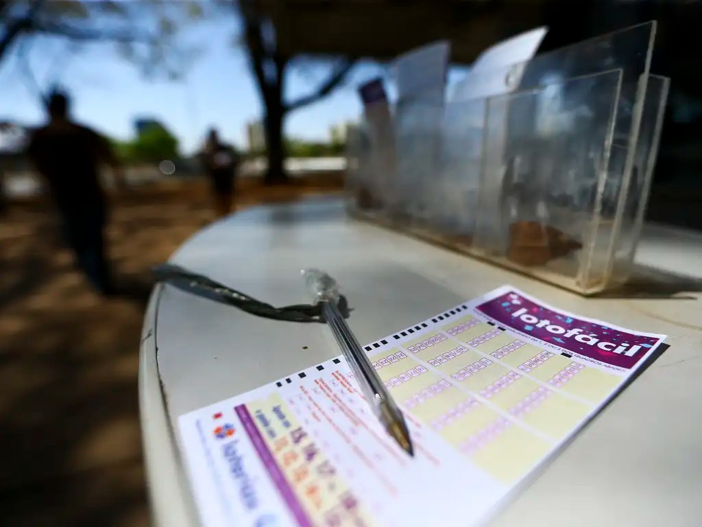 lotofacil-hoje,-concurso-3766:-confira-o-resultado-sorteado-nesta-quarta-(19)
